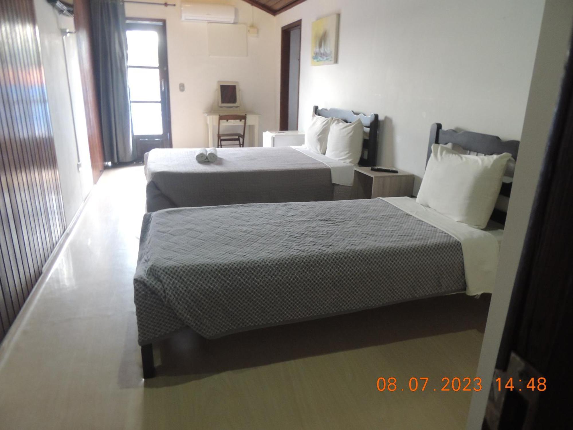 Hotel Costa Praia Picarras Exterior photo
